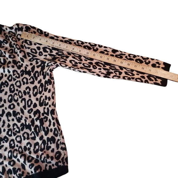 Chico's Animal Print Crew Neck Sweater - Black and Tan. LG. #0196 - Picture 9 of 11